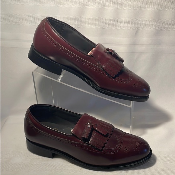Mens Leather Classic by MASON  Burgundy Loafers SIZE 9 w/ tassels - Picture 1 of 9